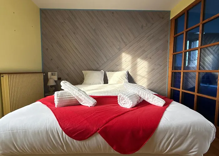 Bois Sangha Maison 3 Avec Jardin Clos *